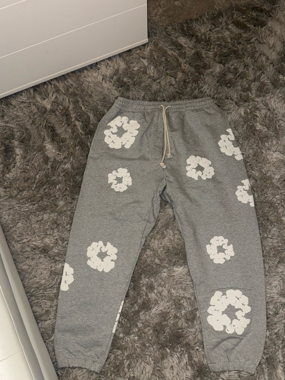 Men's Gray Floral-Print Jogger Sweatpants